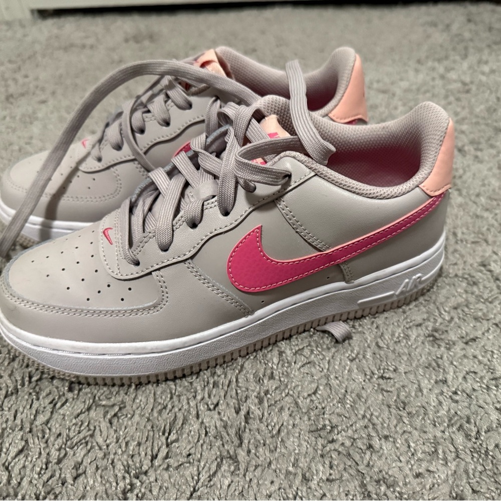 I’m size 6.5 
I used them couple of times, grea condition